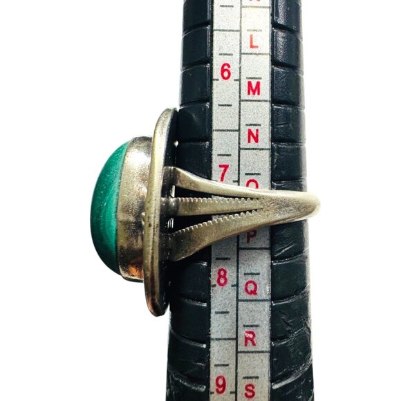 Vintage Navajo Sterling Silver Ring With Malachite Cabochon Stone Size 7.5 - Picture 3 of 13